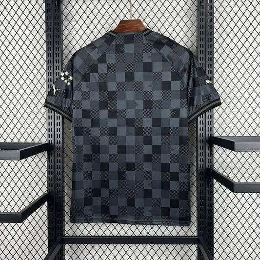 25-26 145º