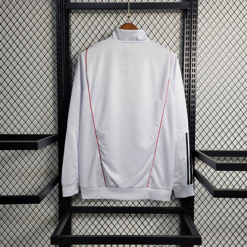 WINDBREAKER