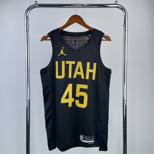 Jazz BLACK 02
