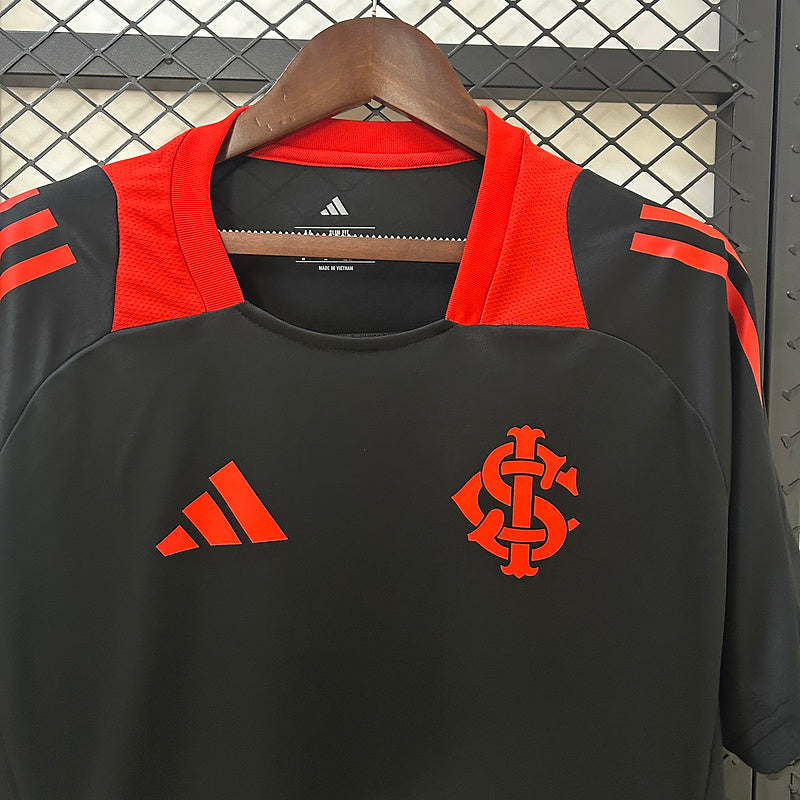 25-26 BLACK TRAINING