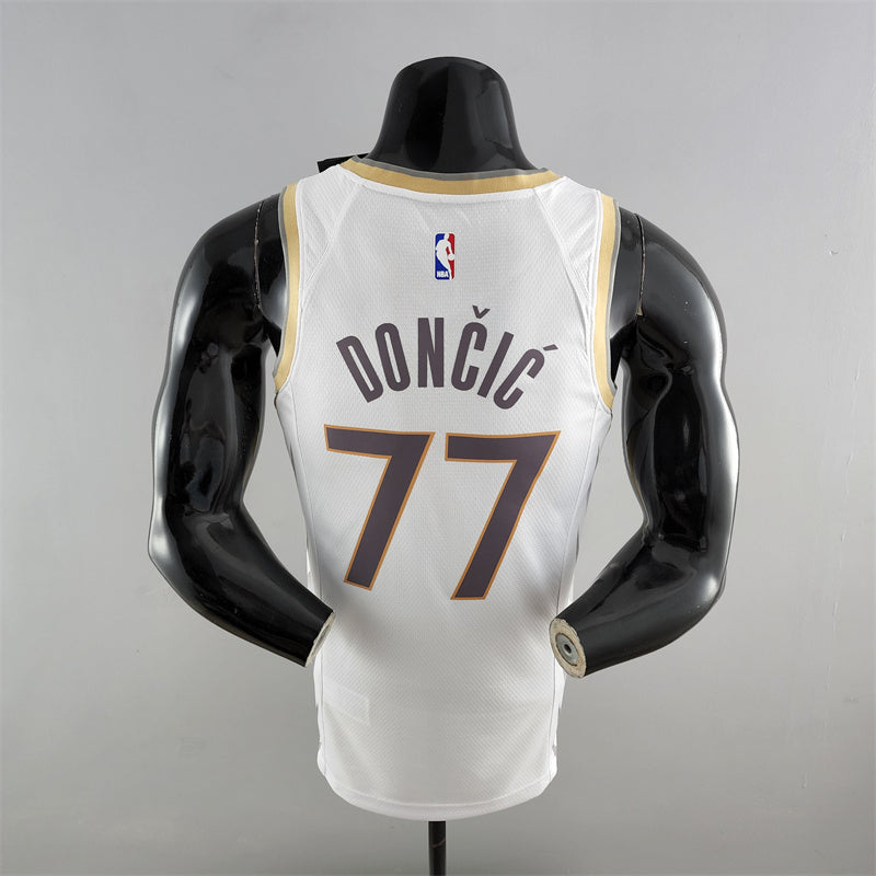 Mavericks WHITE 01